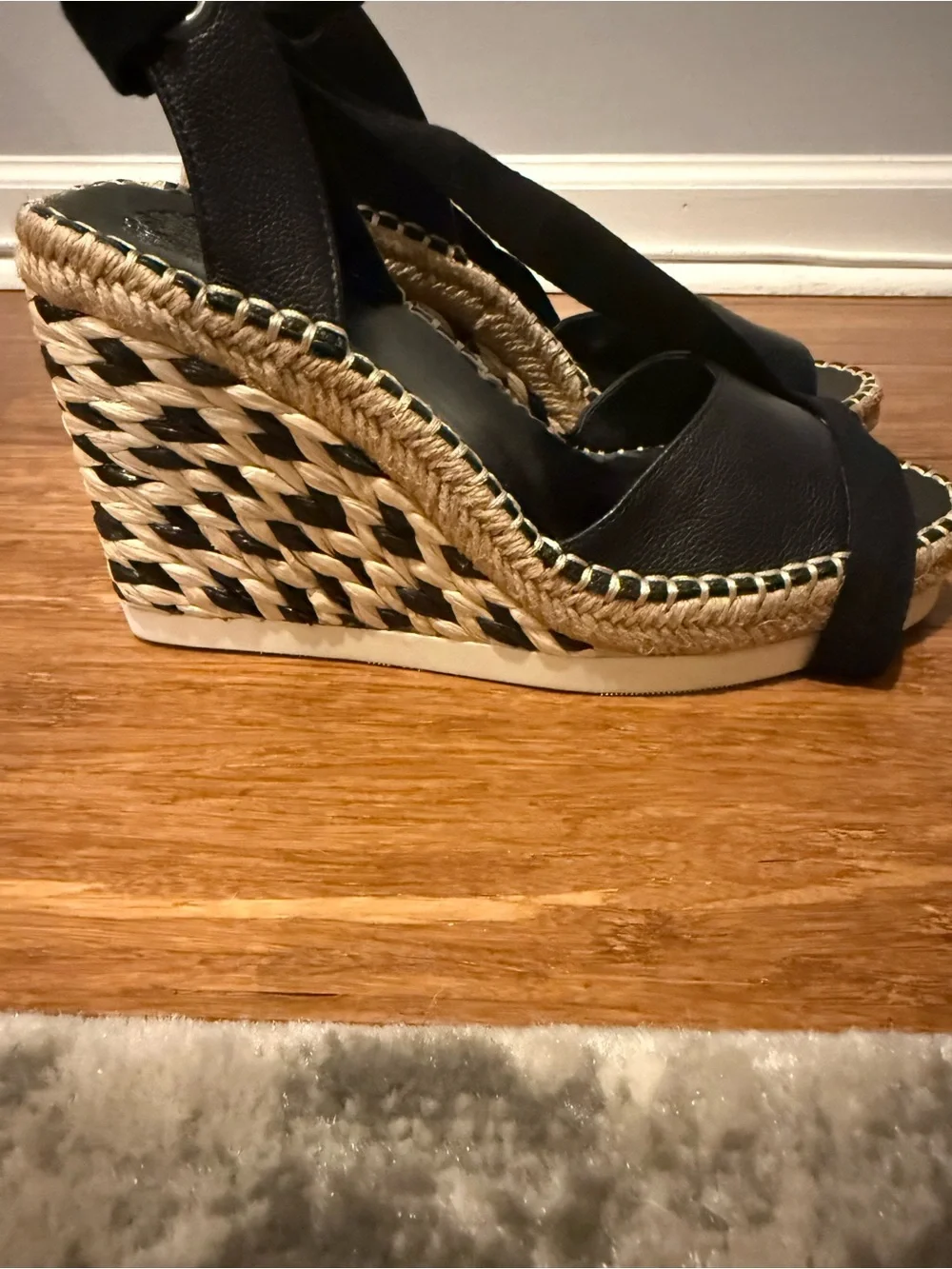 Vince Camuto Bendsen Wedge Sandal